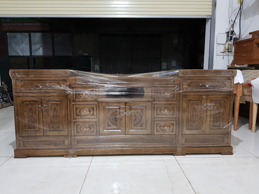 Kệ tivi gỗ hương xám Mẫu mới 2025